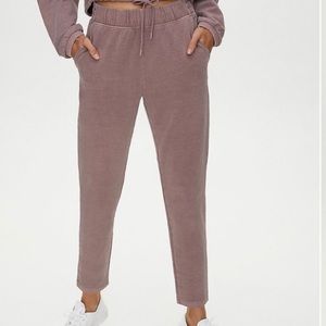 Aritzia - babaton sweatsuit
